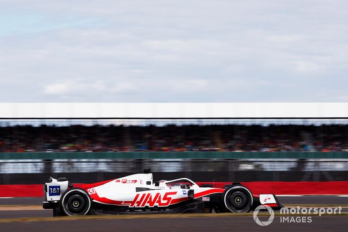 Kevin Magnussen, Haas VF-22