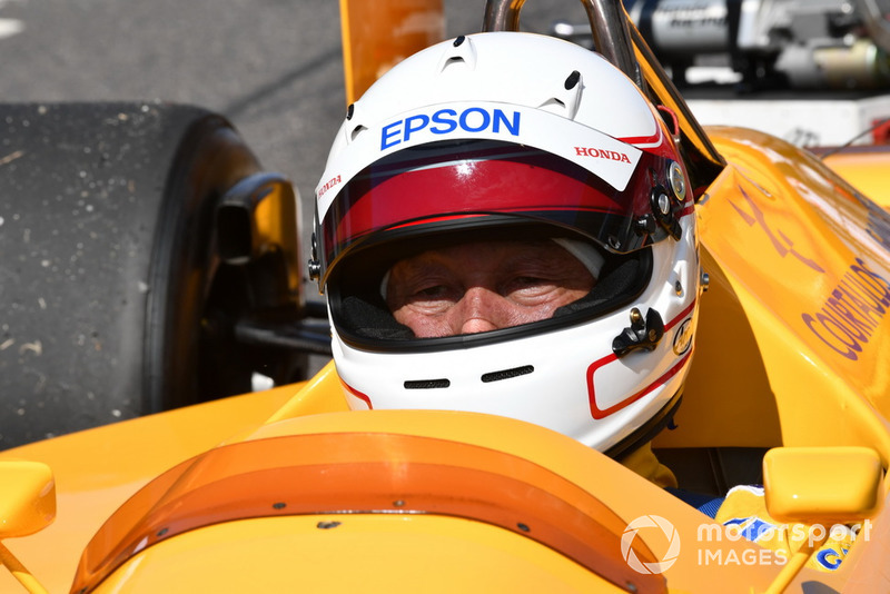 Satoru Nakajima, Lotus 100T at Legends F1 30th Anniversary Lap Demonstration