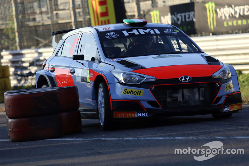 Eugenio Amos, Roberto Mometti, Hyundai i20