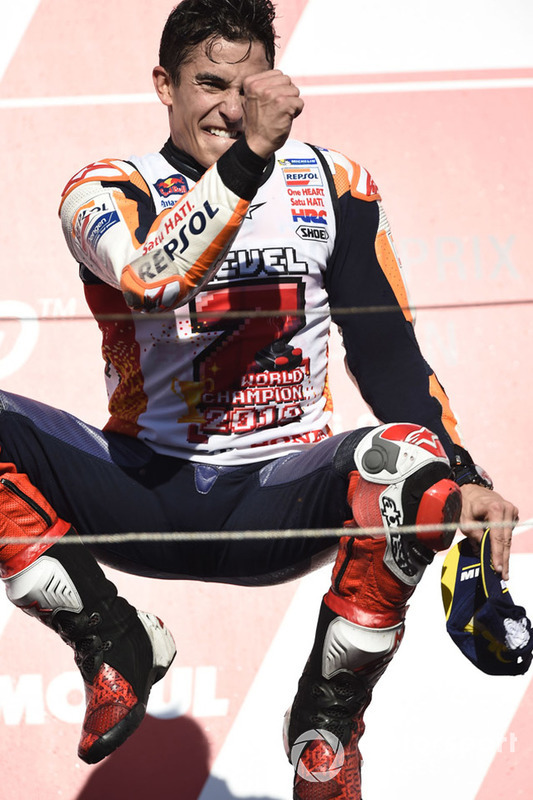 Podio: il vincitore della gara Marc Marquez, Repsol Honda Team