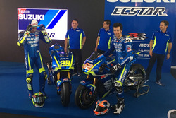 Andrea Iannone et Alex Rins avec la Suzuki MotoGP 2017