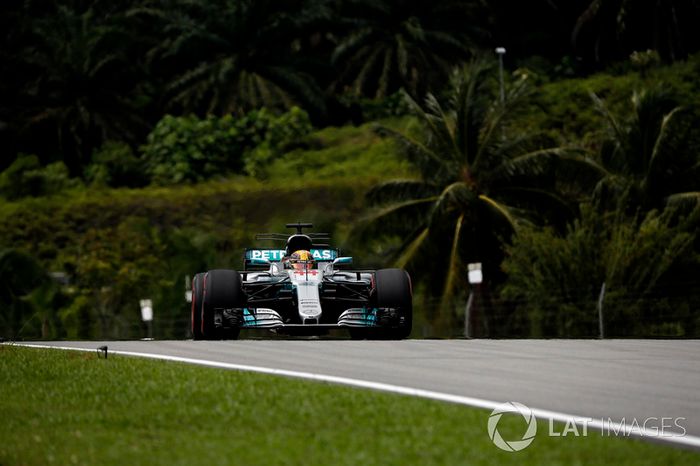 Lewis Hamilton, Mercedes-Benz F1 W08