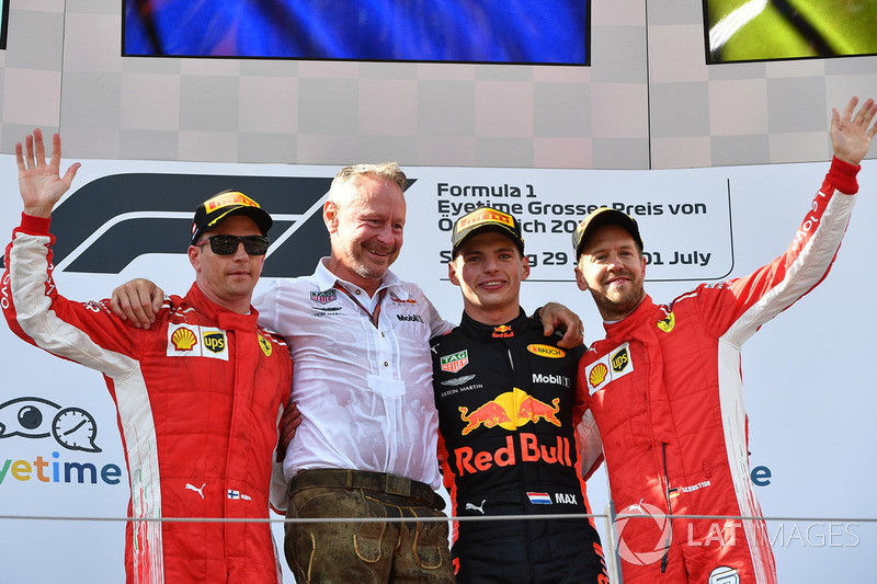 Podyum: Yarış galibi Max Verstappen, Red Bull Racing, 2. Kimi Raikkonen, Ferrari, 3. Sebastian Vettel, Ferrari
