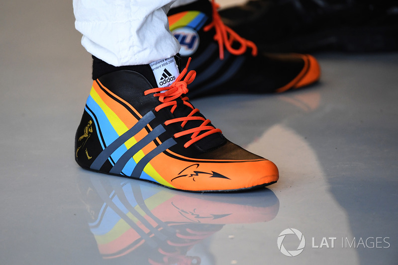 Le scarpe di Fernando Alonso, McLaren