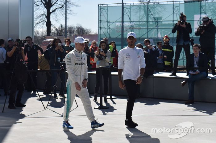 Valtteri Bottas, Mercedes-AMG F1, Lewis Hamilton, Mercedes-AMG F1