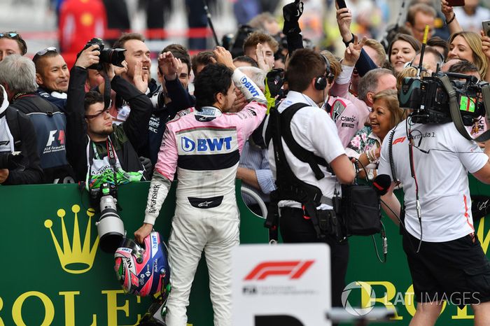 Sergio Perez, Force India celebra en parc ferme