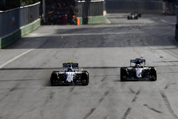 Valtteri Bottas, Williams FW38, battles with Lewis Hamilton, Mercedes F1 W07 Hybrid