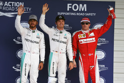 Льюис Хэмилтон, Mercedes AMG F1; Нико Росберг, Mercedes AMG F1; Кими Райкконен, Ferrari