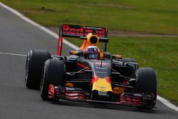 Pierre Gasly, Red Bull Racing RB12, Testfahrer