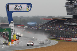 Départ derrière le Safety Car