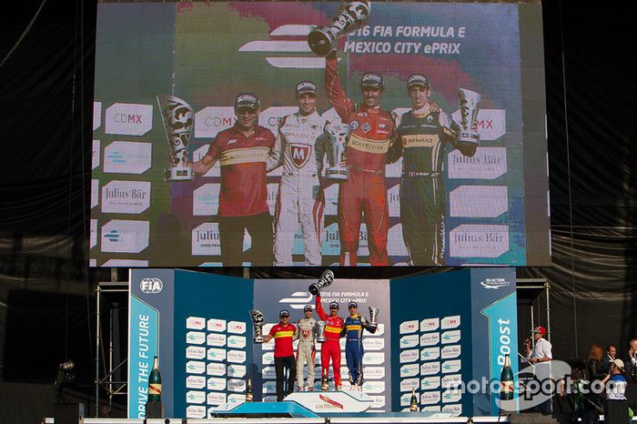 Podio: Ganador Lucas di Grassi, ABT Schaeffler Audi Sport, segundo lugar  Jérôme d'Ambrosio, Dragon Racing y tercer lugar Sébastien Buemi, Renault e.Dams