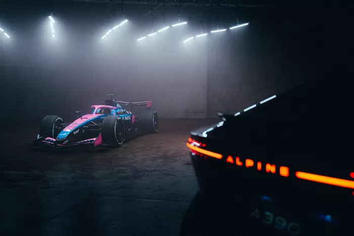 Librea Alpine A526