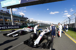Инженеры Williams и FW41 Сергея Сироткина, Шарль Леклер, Alfa Romeo Sauber C37