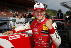 Il vincitore della gara Mick Schumacher, PREMA Theodore Racing Dallara F317 – Mercedes-Benz