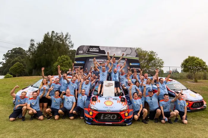 Celebración del campeonato de equipos de Hyundai Motorsport