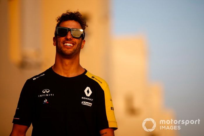 #10 Daniel Ricciardo