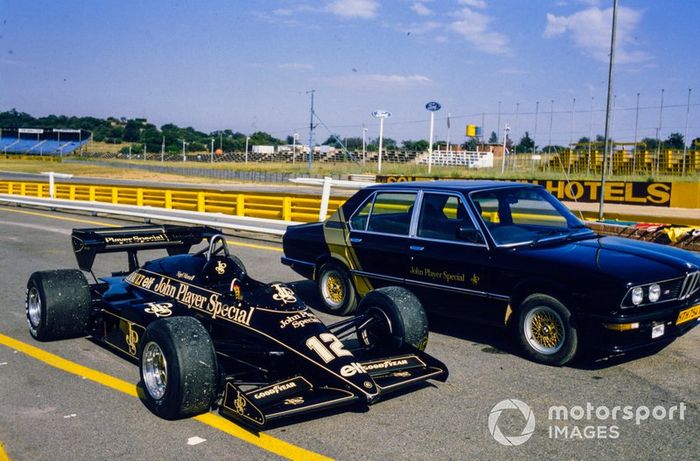 Nigel Mansell's Lotus 95T Renault beside a John Player Special-liveried BMW