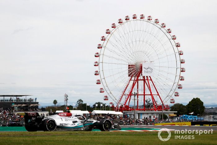 Lewis Hamilton, Mercedes W13