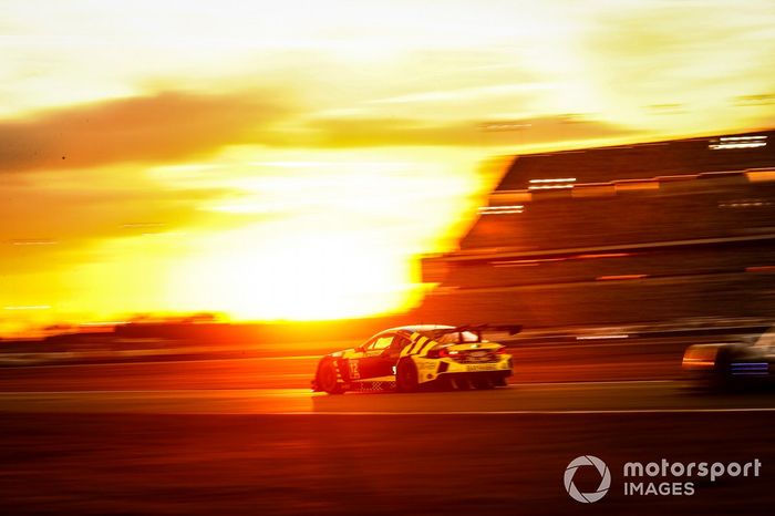 #12: Vasser Sullivan Lexus RC F GT3, GTD: Frankie Montecalvo, Robert Megennis, Townsend Bell, Zach Veach