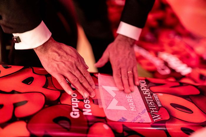 Presentación del Alfa Romeo F1 Team Stake x BOOGIE art car