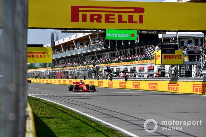 Sebastian Vettel, Ferrari SF90 taglia il traguardo