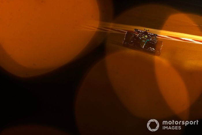 Lewis Hamilton, Mercedes F1 W15