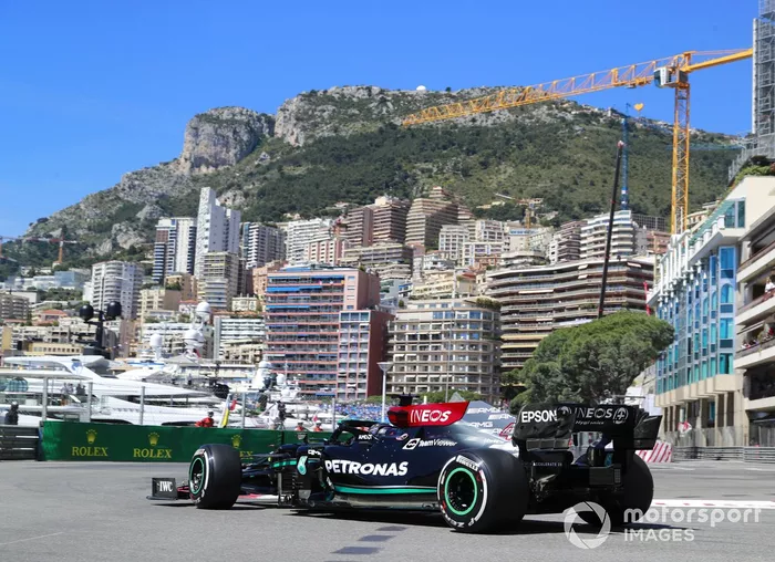 Lewis Hamilton, Mercedes W12