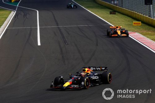 Max Verstappen, Red Bull Racing RB20, Lando Norris, McLaren MCL38