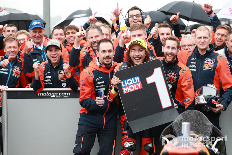 Race winner Can Oncu, Red Bull KTM Ajo