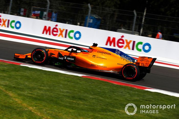 Fernando Alonso, McLaren MCL33 with aero paint 