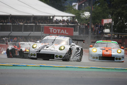 #89 Proton Competition, Porsche 911 RSR: Gunnar Jeannette, Leh Keen, Marc Miller