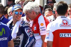 Jorge Lorenzo, Yamaha Factory Racing, troisième, avec Gigi Dall'Igna, Directeur général Ducati Corse