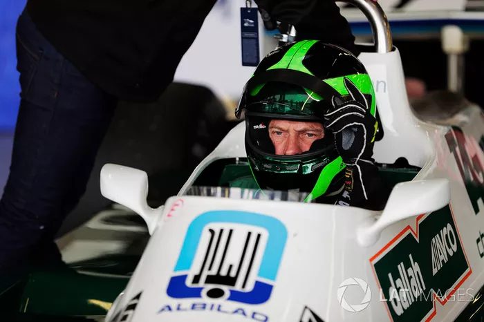  Williams FW07