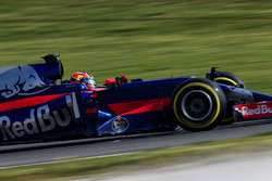 Данііл Квят, Scuderia Toro Rosso STR12