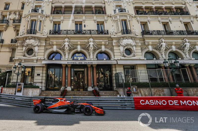 Дженсон Баттон, McLaren MCL32
