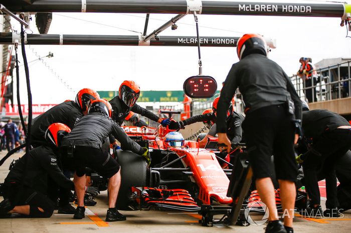 Fernando Alonso, McLaren MCL32