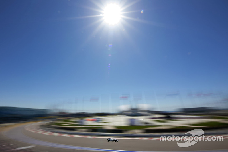 Ленс Стролл, Williams FW40