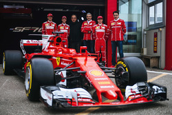 Kimi Raikkonen, Sebastian Vettel, Antonio Giovinazzi, Maurizio Arrivabene, Team Principal Ferrari, Sergio Marchionne, Président de Ferrari et de Fiat Chrysler Automobiles et Mattia Binotto, Directeur technique Ferrari