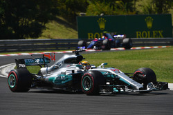 Lewis Hamilton, Mercedes-Benz F1 W08 Hybrid