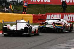 #1 Porsche Team, Porsche 919 Hybrid: Neel Jani, Andre Lotterer, Nick Tandy; #71 AF Corse, Ferrari 48