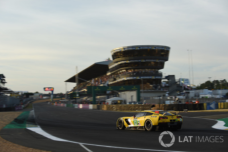 #63 Corvette Racing Corvette C7.R: Jan Magnussen, Antonio Garcia, Jordan Taylor