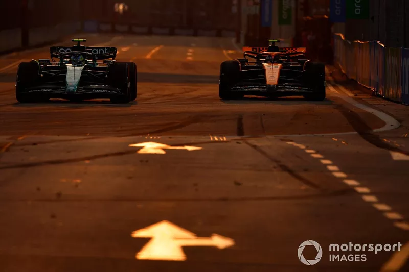 Fernando Alonso, Aston Martin AMR23, Lando Norris, McLaren MCL60