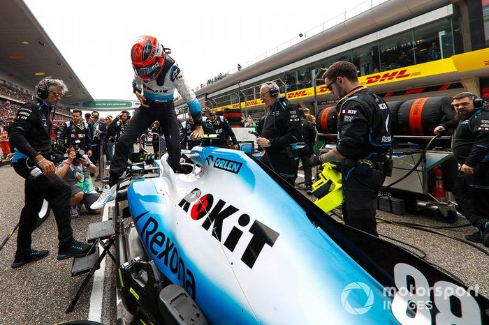 Robert Kubica, Williams Racing, en la parrilla