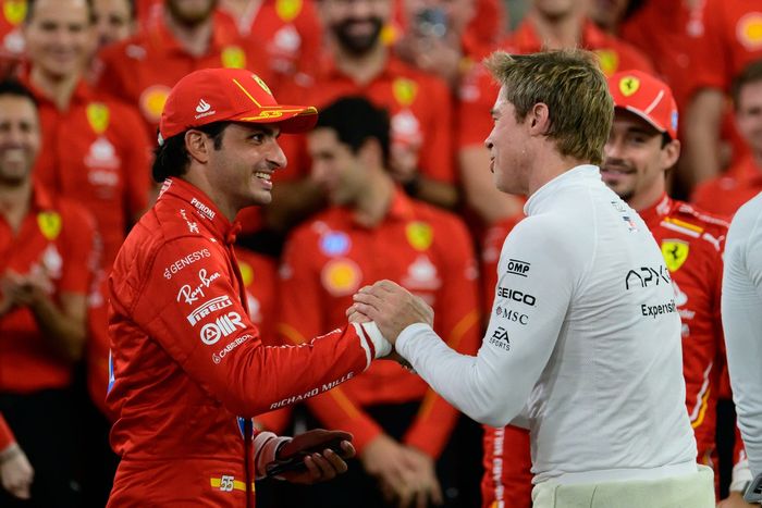 Carlos Sainz, Ferrari, Brad Pitt