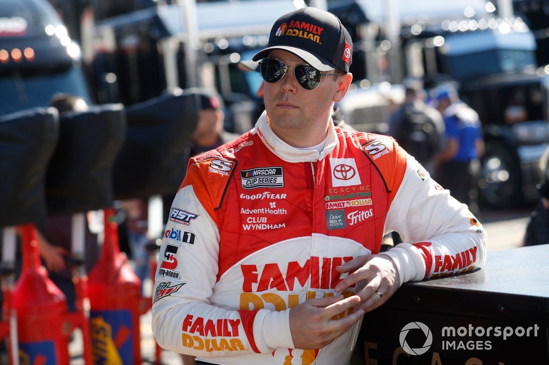 Erik Jones, LEGACY MOTOR CLUB, Family Dollar Toyota Camry