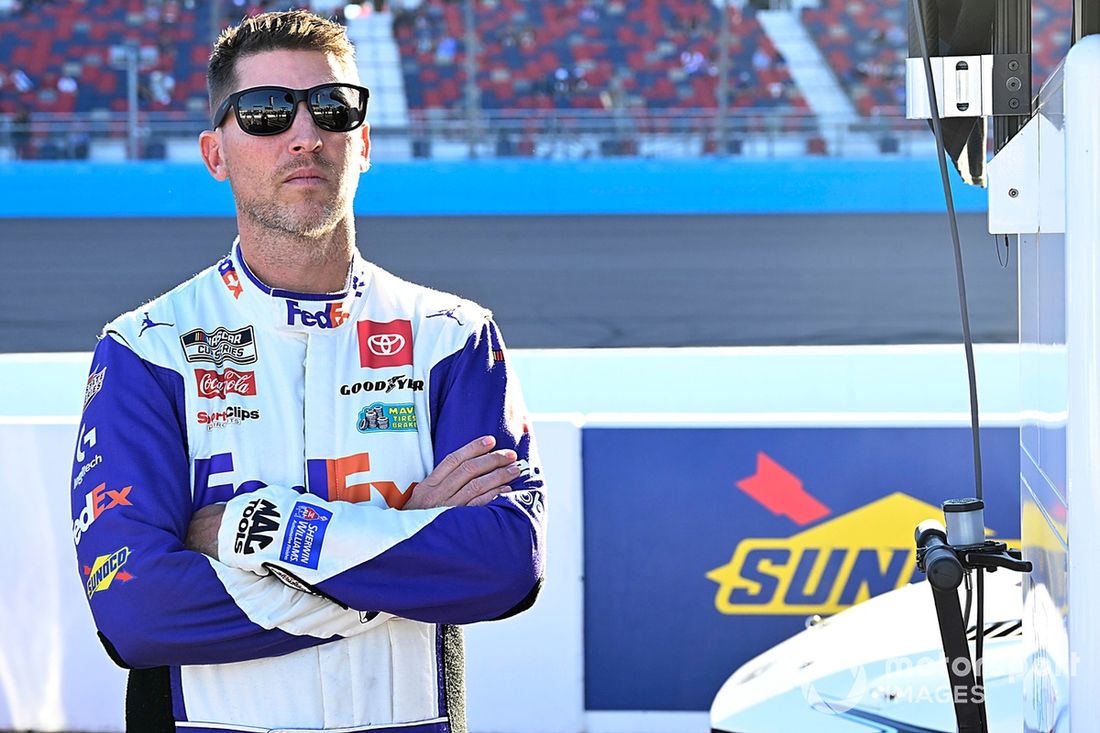 Denny Hamlin, Joe Gibbs Racing, FedEx Toyota Camry