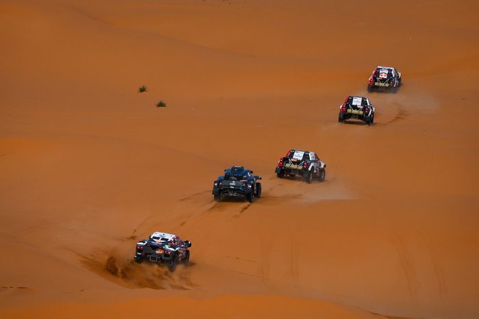 #201 Toyota Gazoo Racing Toyota: Nasser Al-Attiyah, Matthieu Baumel, #207 Toyota Gazoo Racing Toyota: Giniel De Villiers, Dennis Murphy, #225 Toyota Gazoo Racing Toyota: Henk Lategan, Brett Cummings, #203 X-Raid Orlen Team Mini: Jakub Przygonski, Timo Gottschalk, #212 SRT Racing Century: Mathieu Serradori, Loic Minaudier