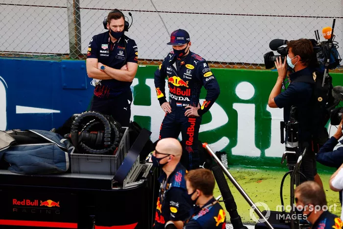 Max Verstappen, Red Bull Racing, en la parrilla