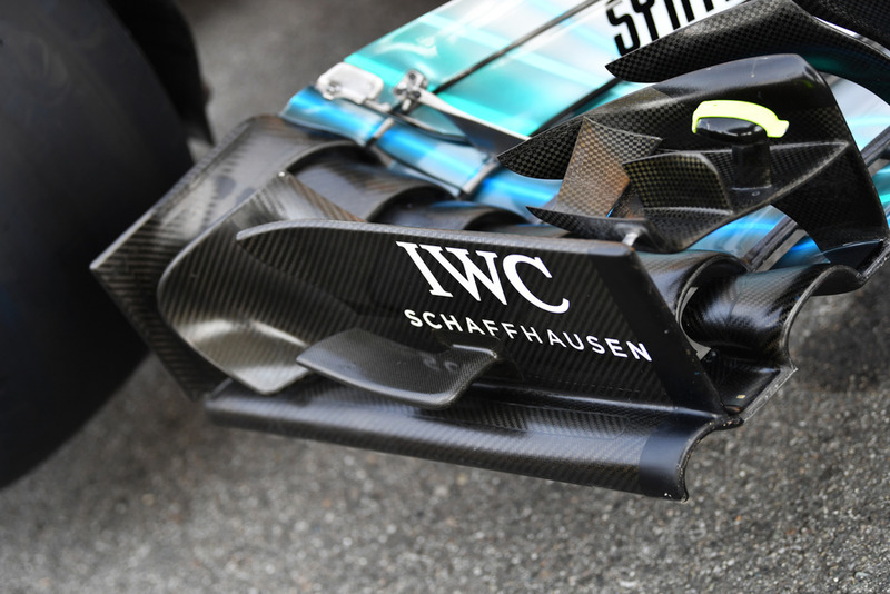 Mercedes AMG F1 W09 front wing detail
