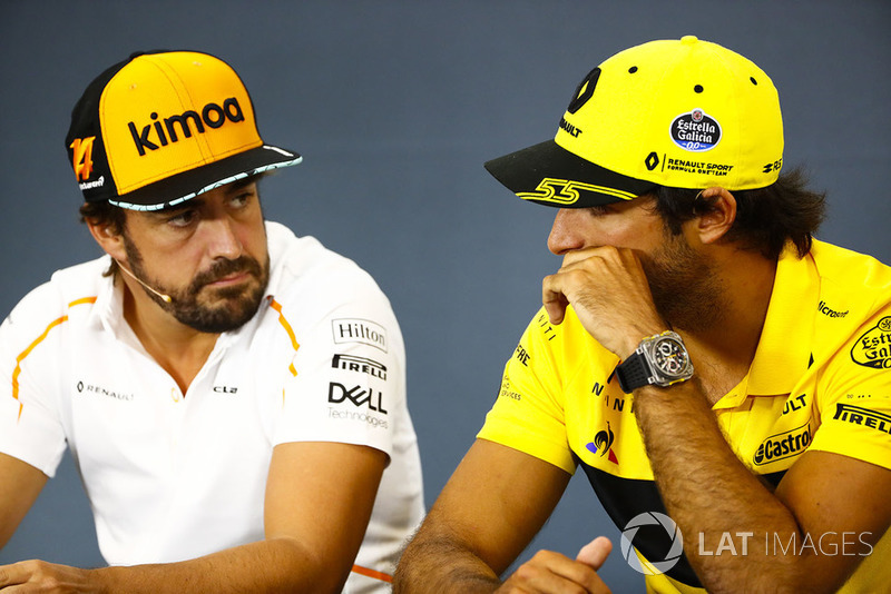 Fernando Alonso, McLaren, y Carlos Sainz Jr., Renault Sport F1 Team